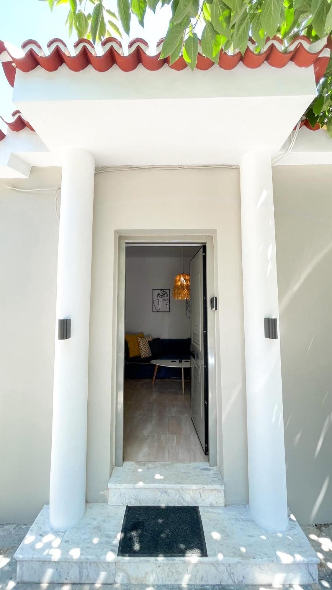 Oasis Residence Corinth Exterior photo